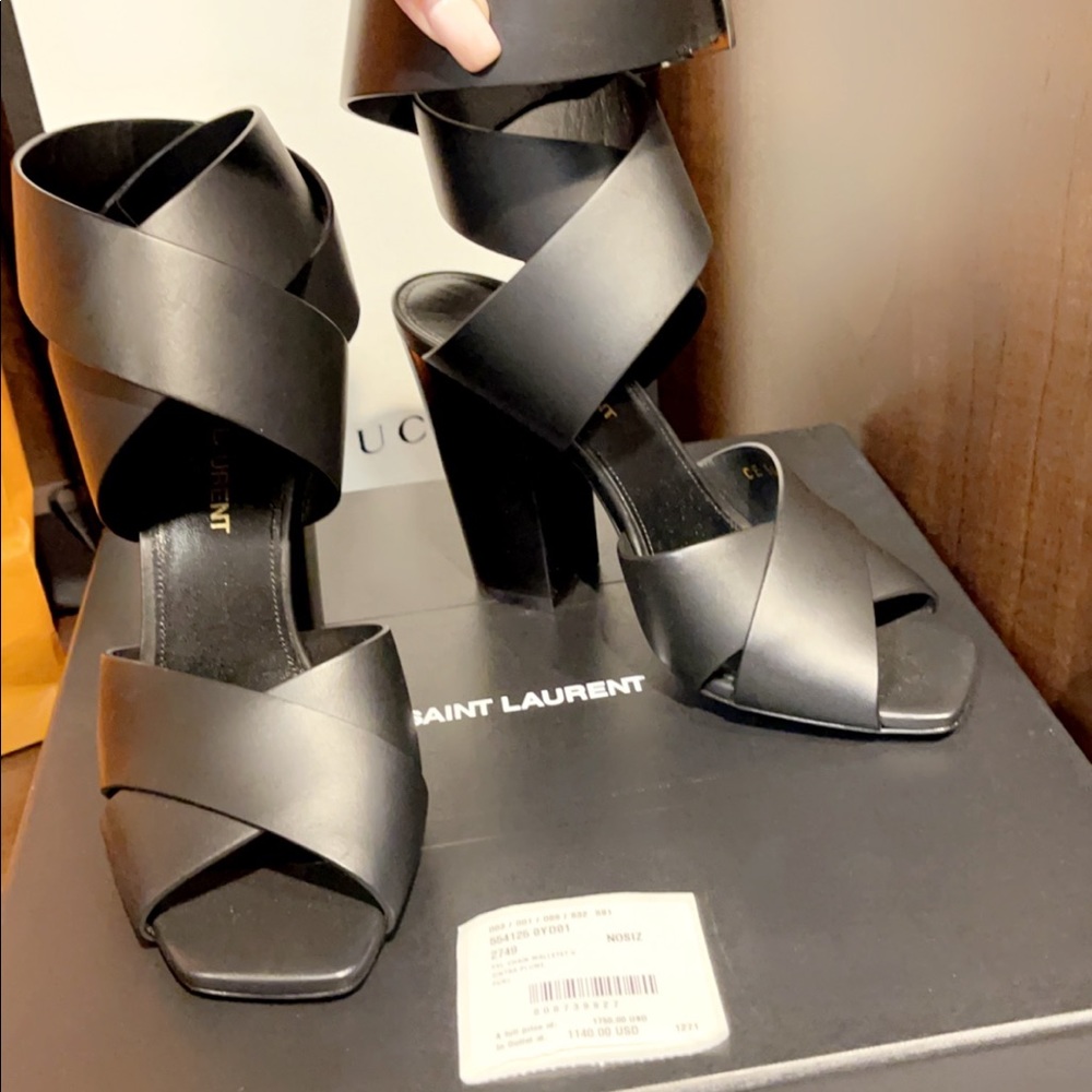 Saint Laurent YSL Valda buckle heels size 36 ( size 6)